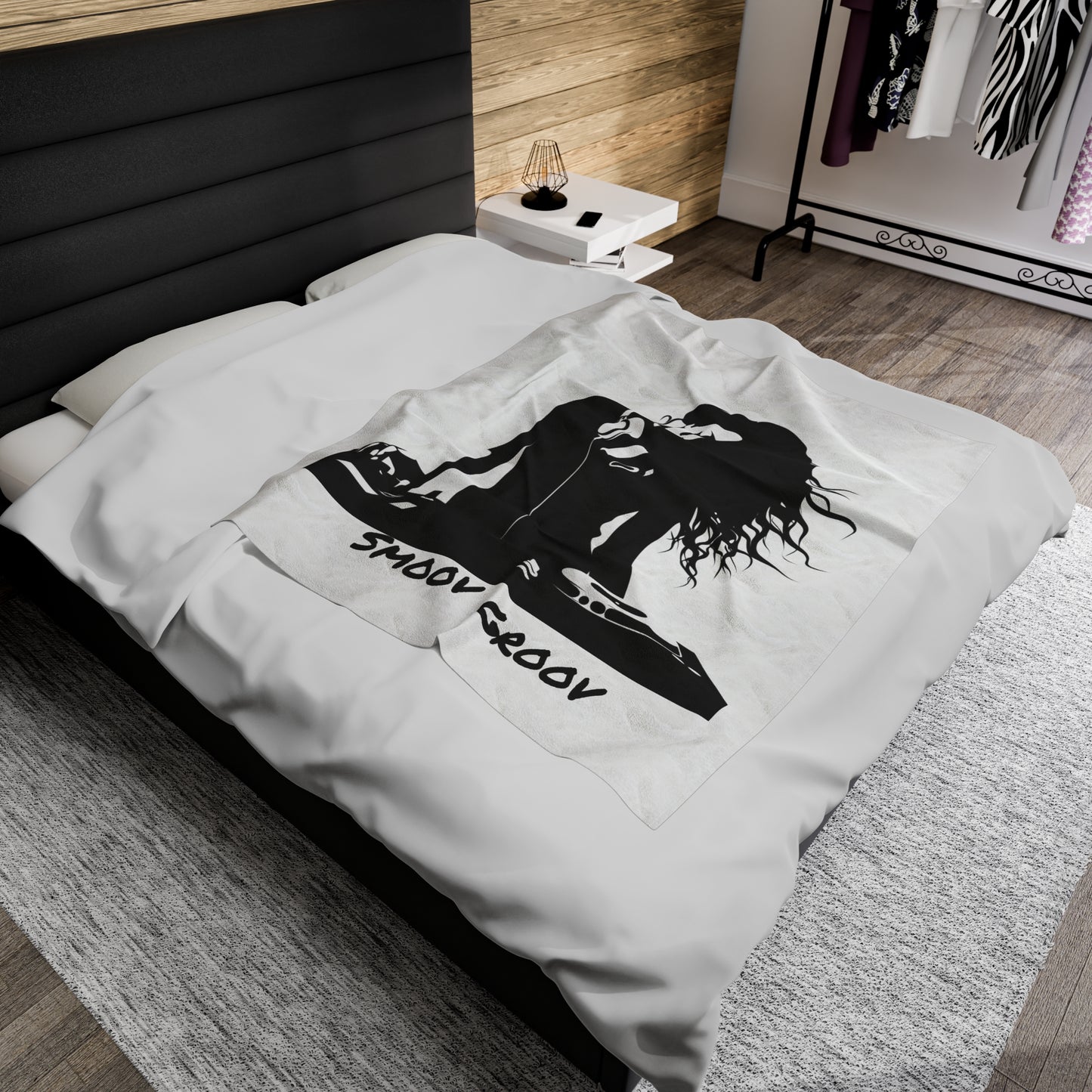 Smoov Velveteen Plush Blanket