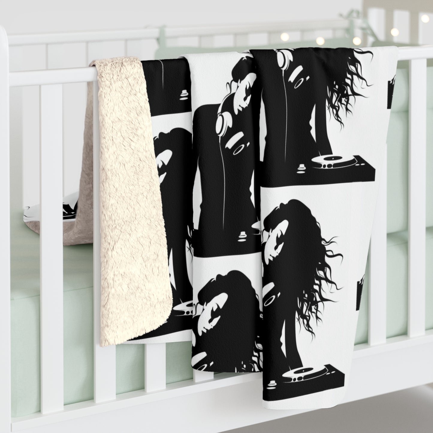 Smoov Wave Sherpa Fleece Blanket