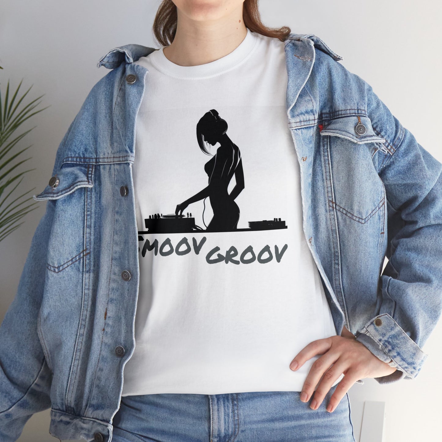 Smoov Groov Black Artist Girl DJ Unisex Heavy Cotton T-Shirt