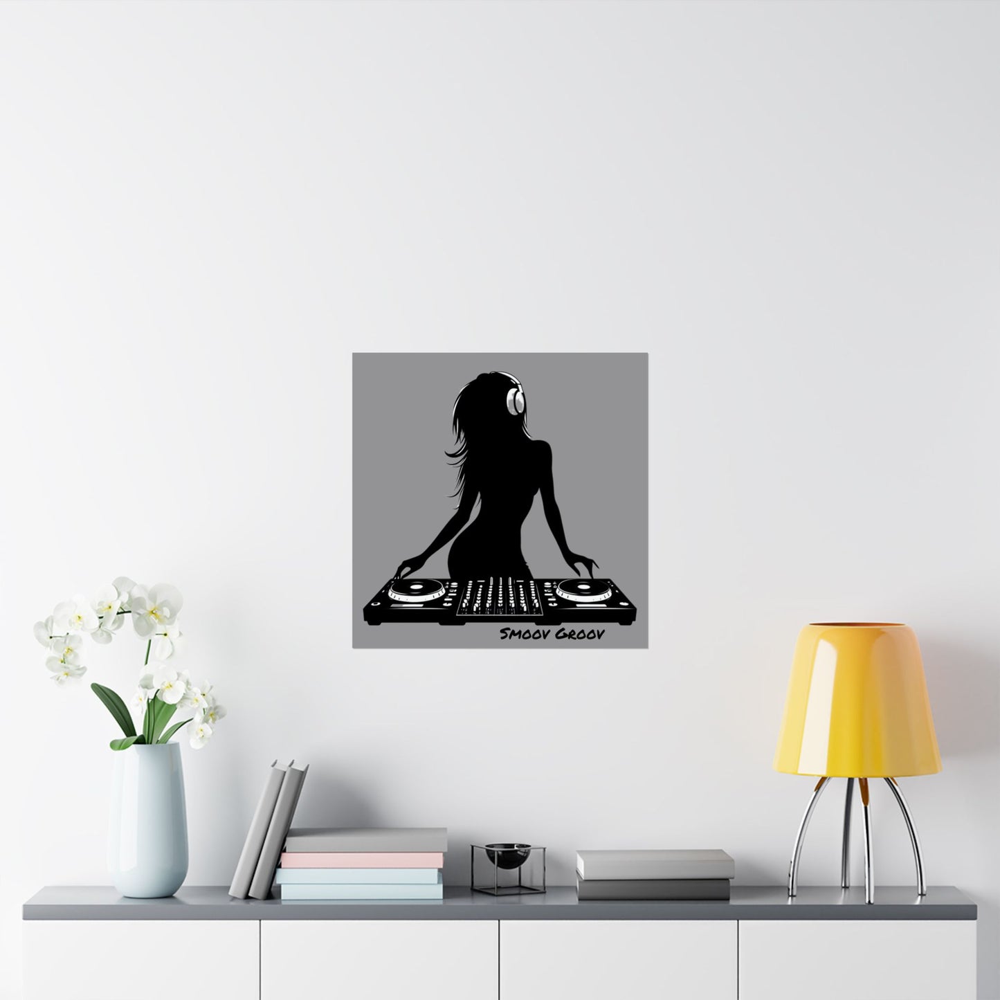 Smoov Girl Groov DJ in grey