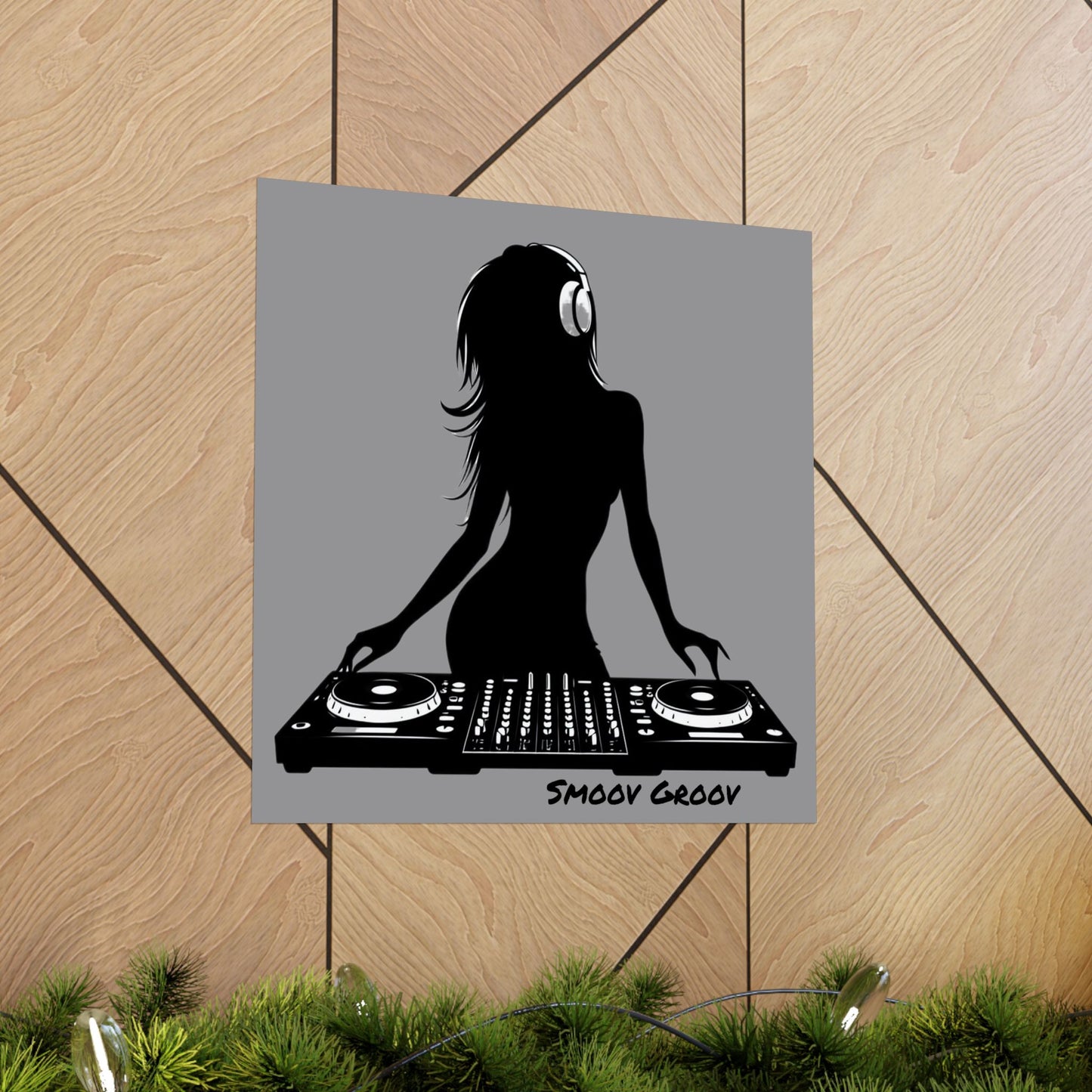 Smoov Girl Groov DJ in grey