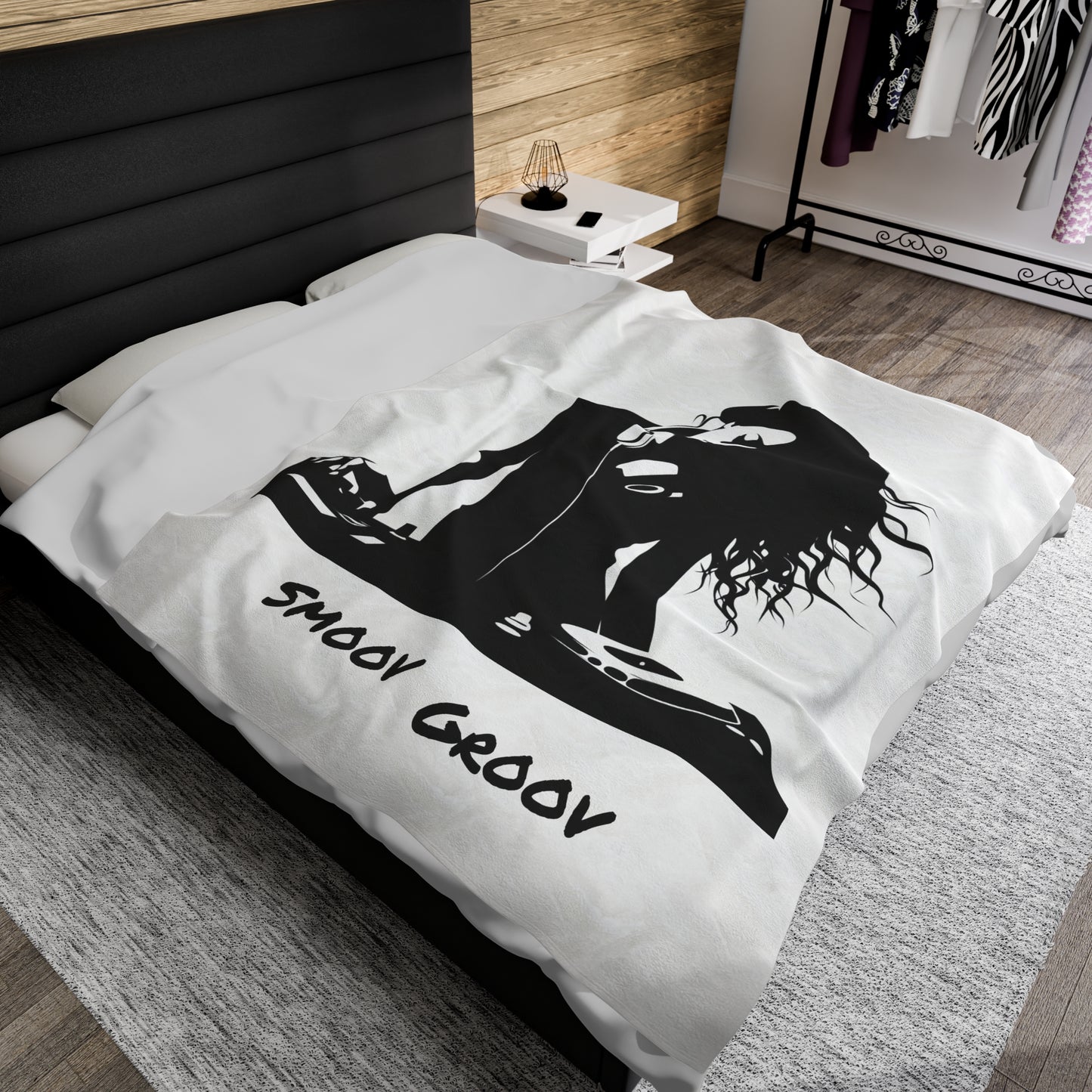 Smoov Velveteen Plush Blanket