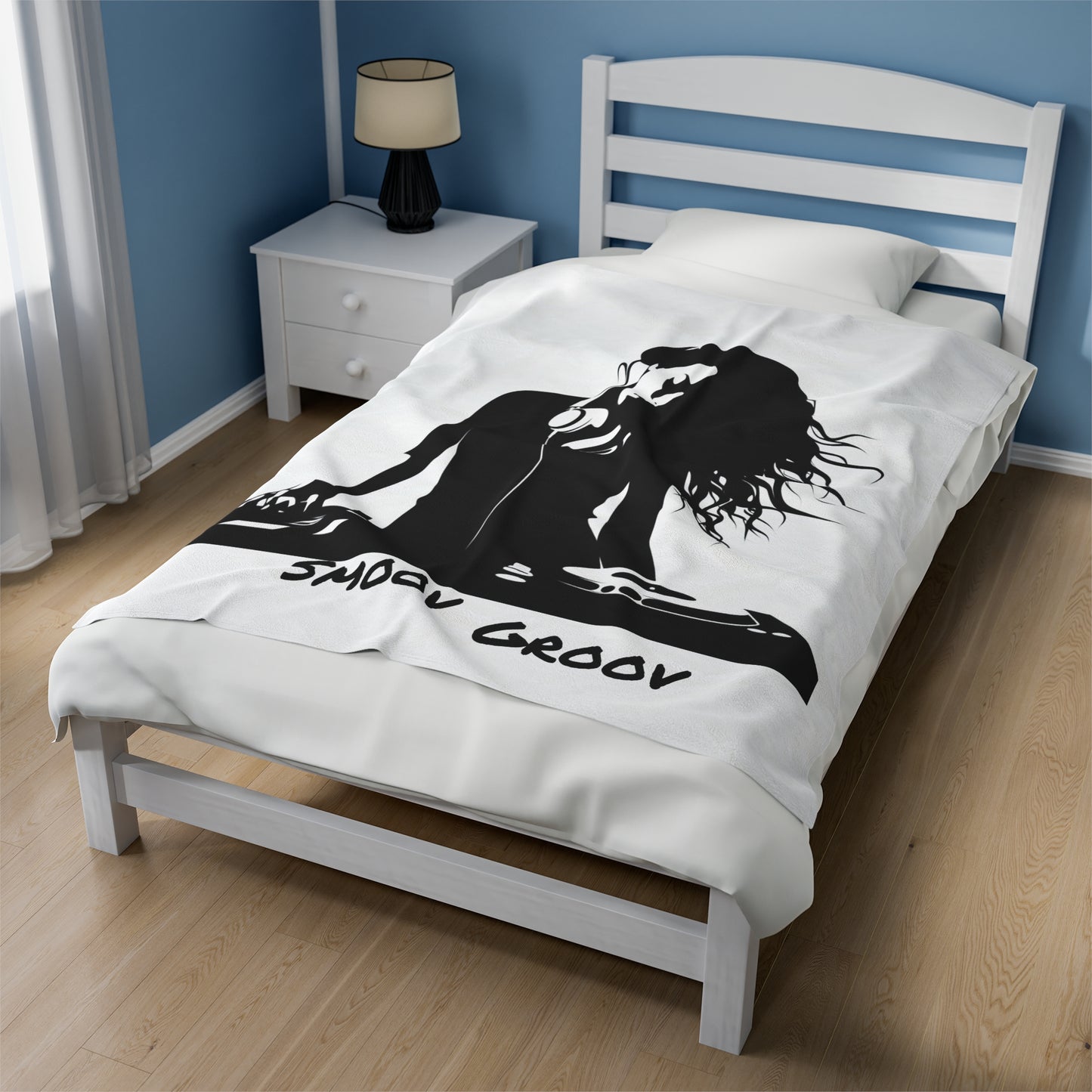 Smoov Velveteen Plush Blanket